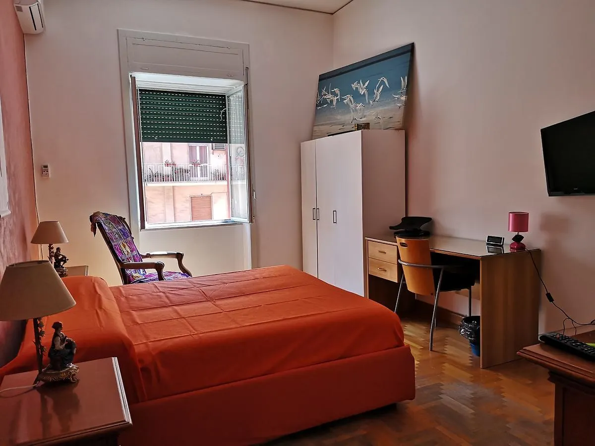 B&B Smiling Naples Italy